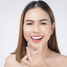 How Can Invisalign Improve Your Dental Health?